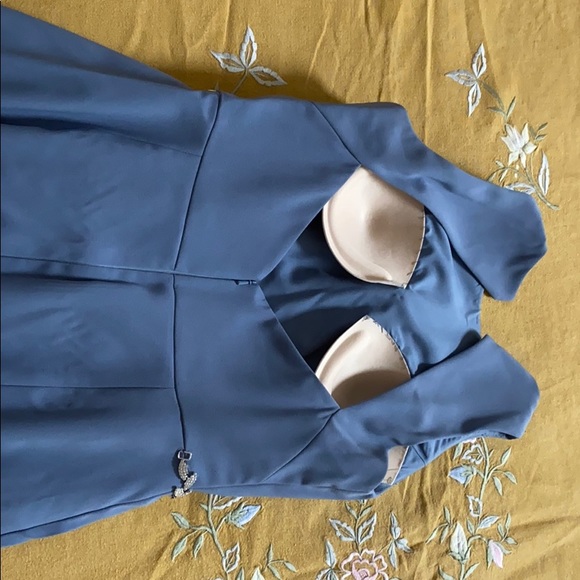 Blue dress - Picture 3 of 3